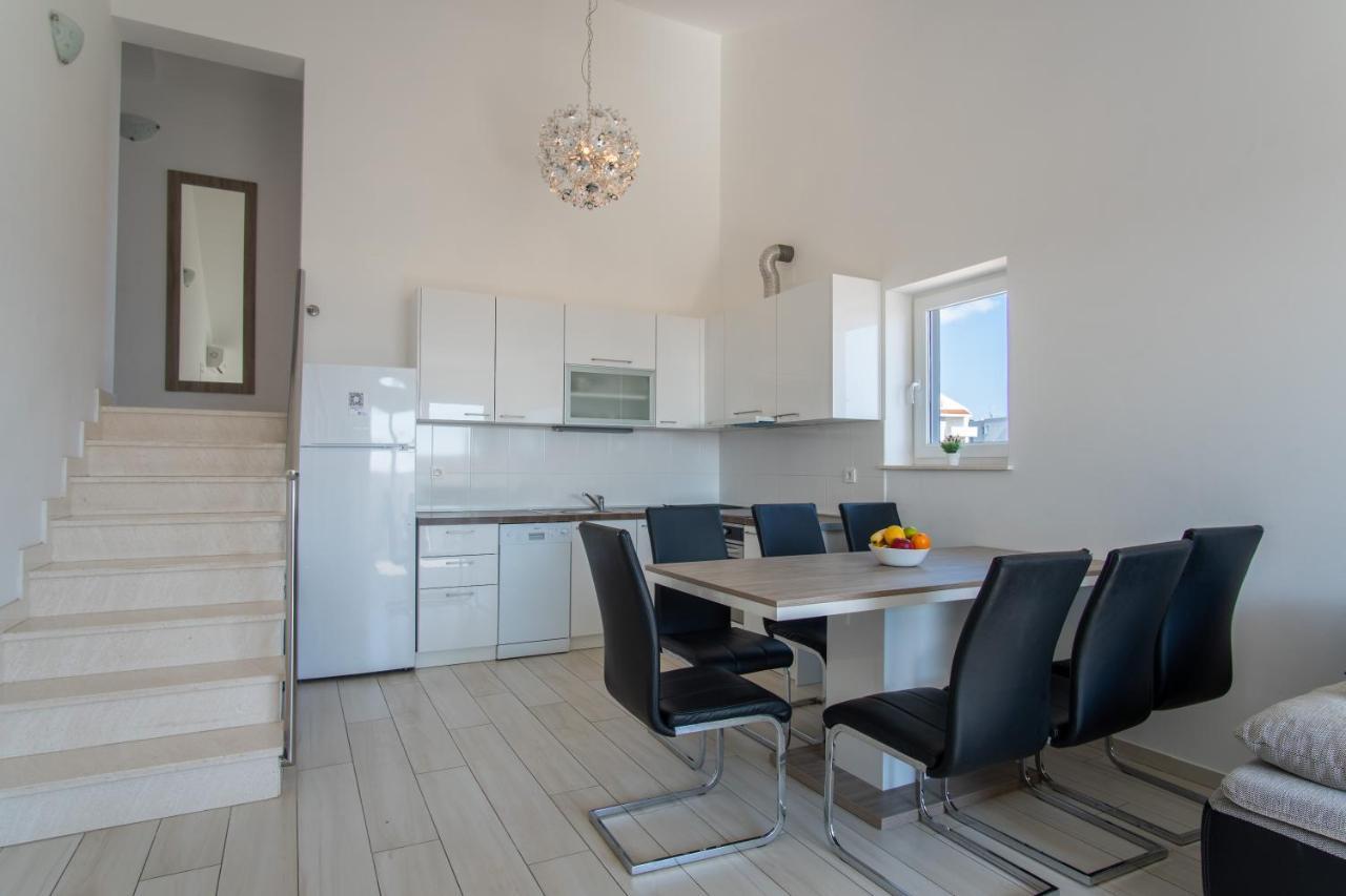 West Apartment Novalja