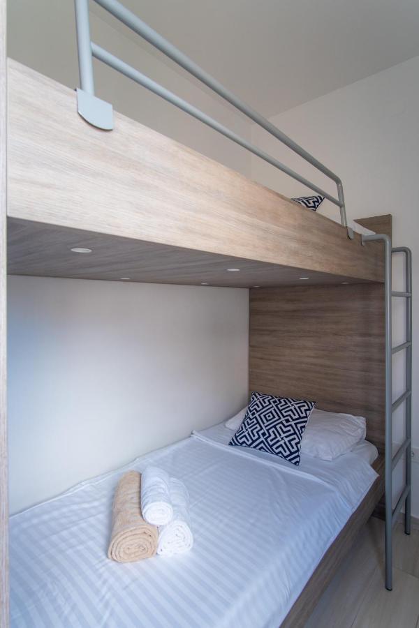 Apartment West *