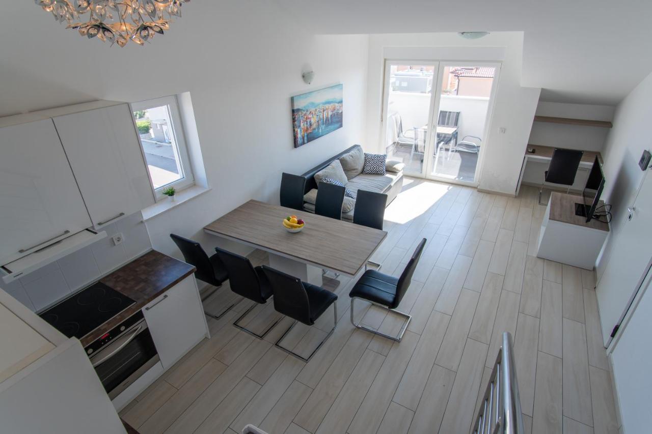 West Apartment Novalja
